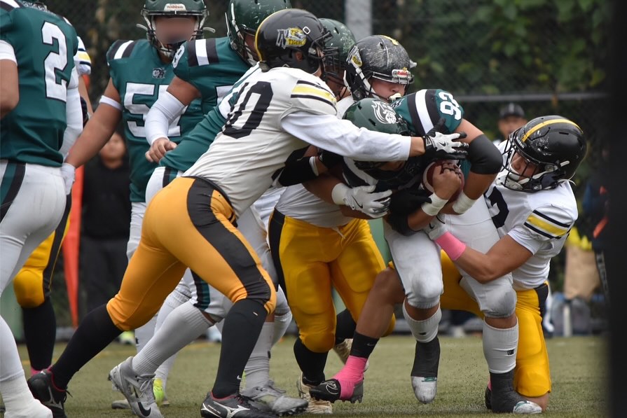 【Game photo ① vs RASCALS📸】
vs Tokyo University of Science
RASCALS
10/25(sat) 11:00 kick off
今回の試合では、部員の保護者様に素敵なお写真を撮影していただきました
迫力ある瞬間を残していただき、本当にありがとうございます🏻
-————————
〈Next game〉
白鷗大学戦
〇日時
11/22(土) 11:00 kickoff
〇会場
白鷗大学人工芝グラウンド
(栃木県小山市大行寺1117)
〜第5節 白鷗大学戦をご観戦の皆様〜
第5節は大学会場のため、無料でご観戦いただけます。
ご観戦の方は、【①お名前(代表者) ②人数 ③交通手段】をメール(niigata.tigers@gmail.com)にてご連絡ください
会場の駐車場はご利用できかねますので、恐れ入りますが公共交通機関または、お近くのパーキングをご利用ください。
#